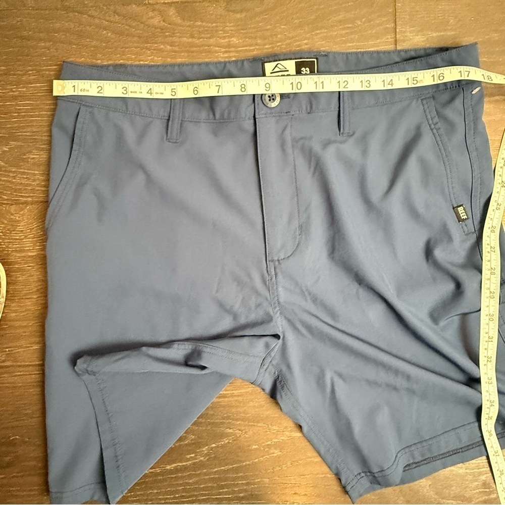 Reef Blue Cargo Shorts Modern Lightweight Design - Picture 6 of 7